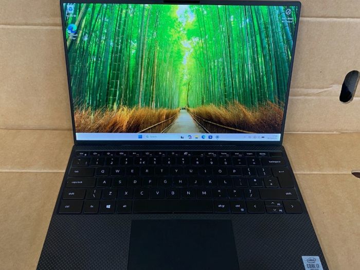 Dell Xps 13 9300 Laptop 13.3" Fhd+ Intel 10th Gen I7-1065g7 16gb Ram 256gb Ssd Win 11 Pro
