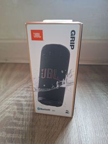 jbl grip speaker