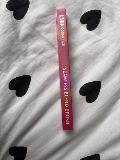 LMD cosmetics seamless blend brush