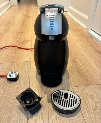 Nescafe Dolce Gusto Coffee Machine