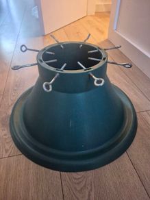 Christmas tree stand