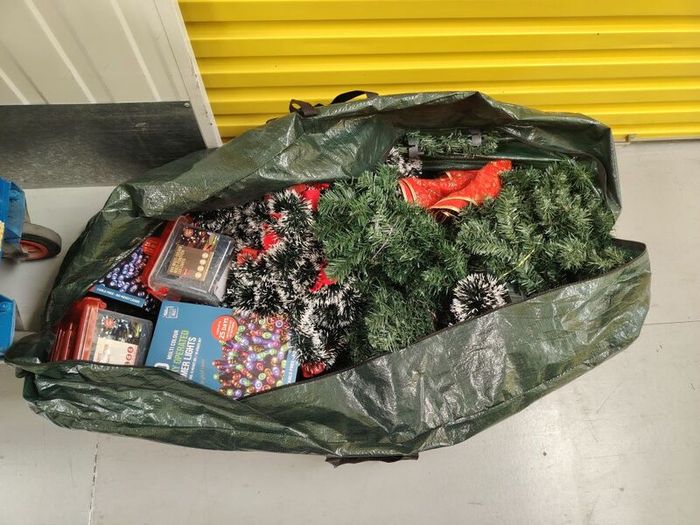 6ft Christmas tree