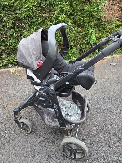 FREE: Well-Used Graco Complete Travel System with Car Base & Buggy Board