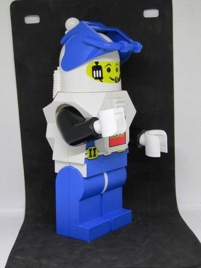 Very Rare Vintage Lego Grosvenor Aquazone Divers Blue And White Large Figure 27cm High 12" Tall Lego Bubble Bath Bath Foam Still Full Condition Very Good Original Condition As Pictured Never Used From Old Stock Height 27cm Year Released 1997 With Original