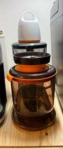 VacBrew vacuum coffee maker with additional items