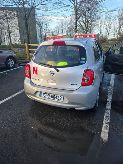 Nissan March 2016