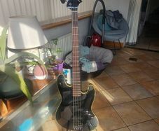 Fender jazz aerodyne bass