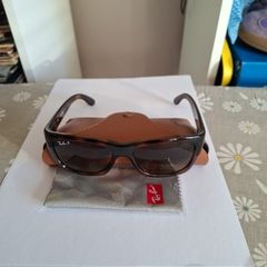 Raybans RB4194