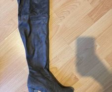 over the knee boots (Kurt Geiger)