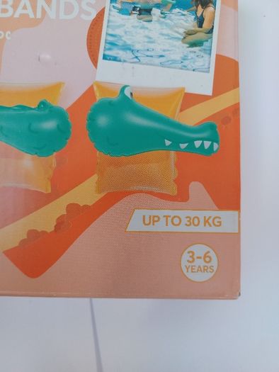 New Inflatable Bodyboard and Armbands Age 3-6