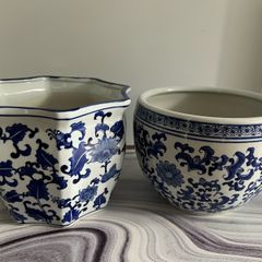 Ceramic Asian ornamental pots