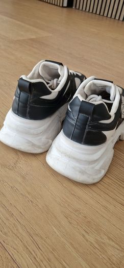 Womens Footwear