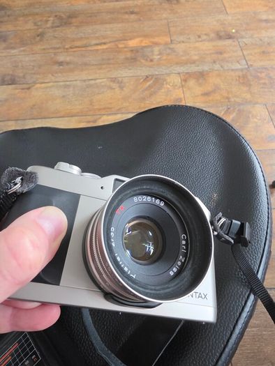 Contax Contax G1 Green label 35mm Film Camera Planar 35mm f2 Lens