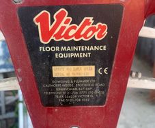 Floor polisher
