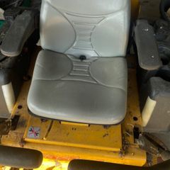 Lawn mower Zero turn