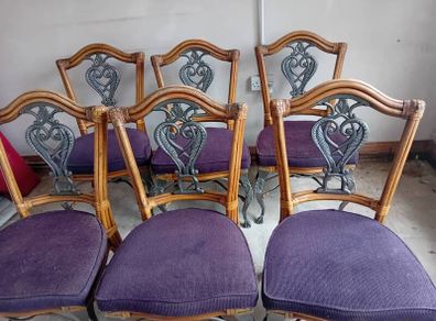table and chairs