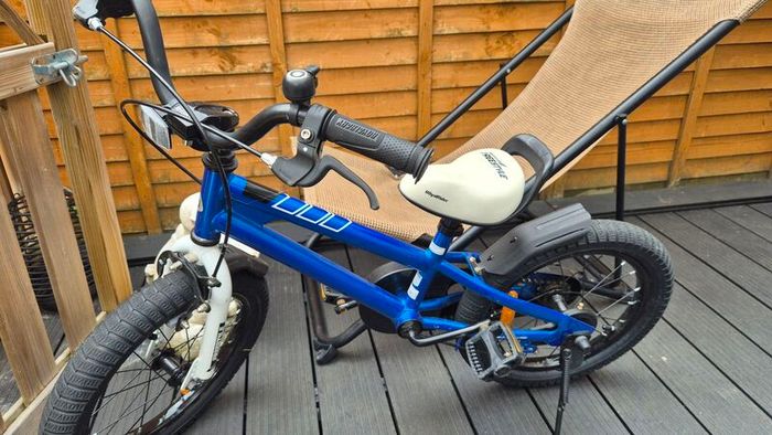 Boys 16 inch freestyle bmx bike