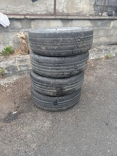 Volkswagen Tyres 205/60R16