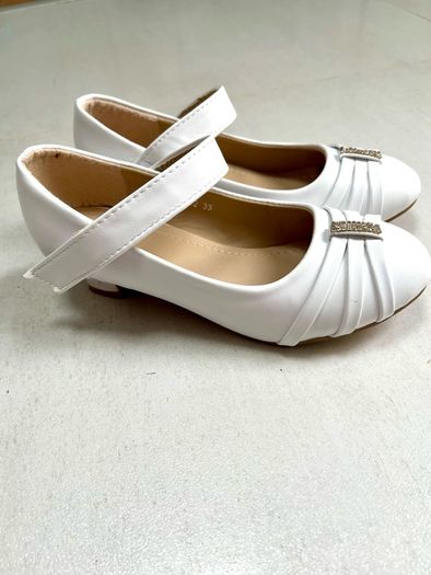 size 33 (1) girls white mid heel princess shoes