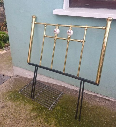 headboard