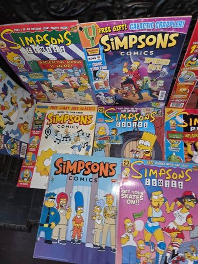17 Simpsons Comics