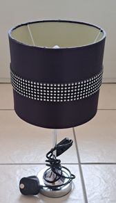 Table lamp