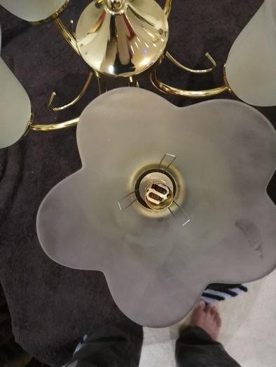 Metallic clour gilden + Glass shaped flushed mount light vintage living room semi flush chandlier with frosted glass shades.
