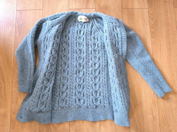 Original Aran Co 100% Merino Wool Cable Knit Cardigan  Blue  Size M