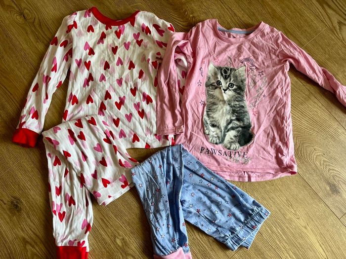 Girl 7-8 pyjamas