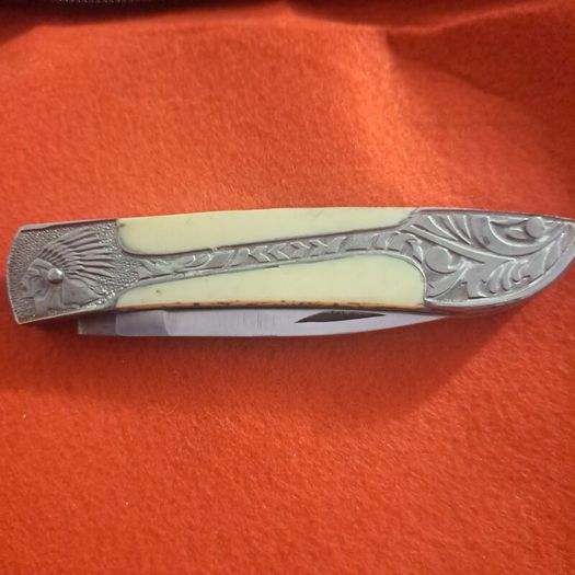 lock knife