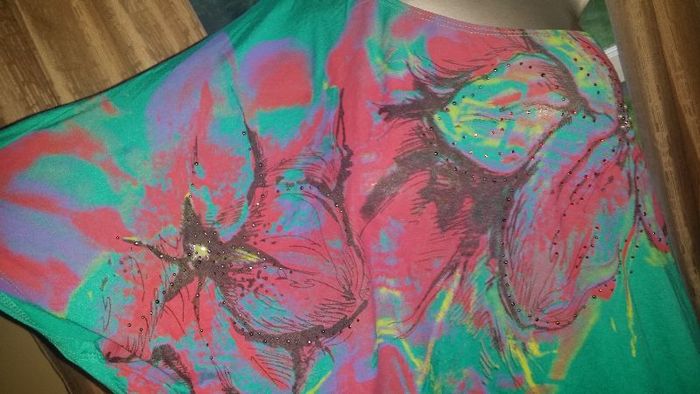 One shoulder lovely green top Moda Ana size UK16/18 EUR44/46 Postage included