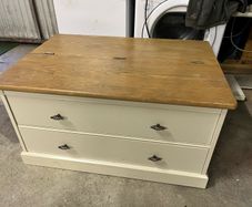 Storage unit