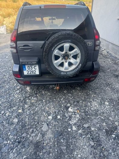 2003 Toyota Landcruiser 8 seater