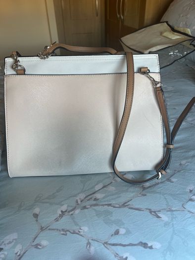 guess bag