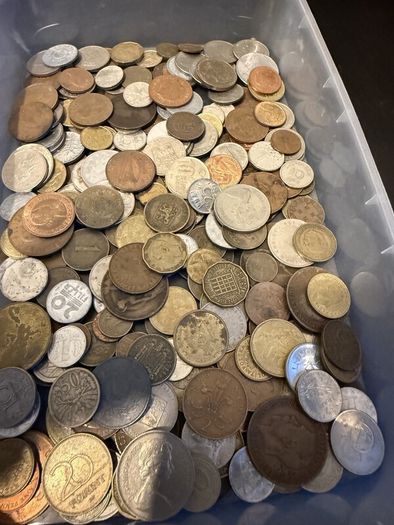 Job Lot World Coins - 1KG L2