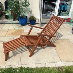 Wooden Lounger