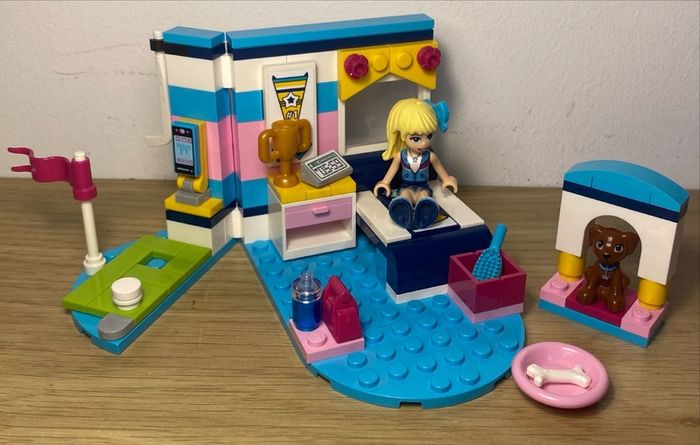 LEGO Friends Stephanie's Bedroom