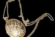 Vintage Hallmarked 9ct Gold Locket &amp; Chain