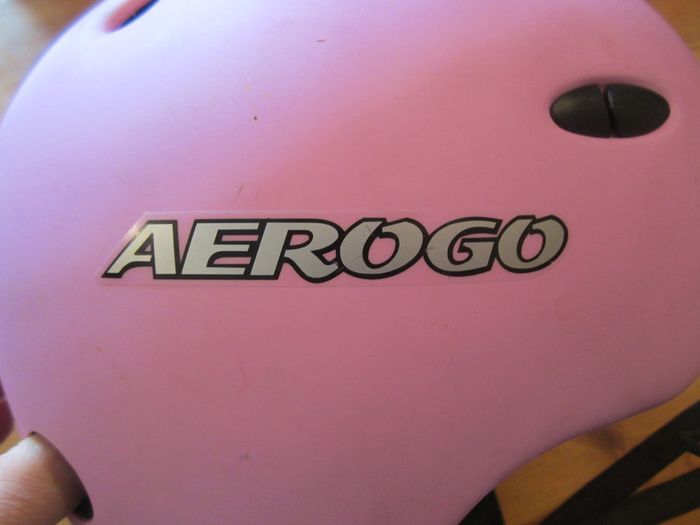 PINK Aerogo helmet