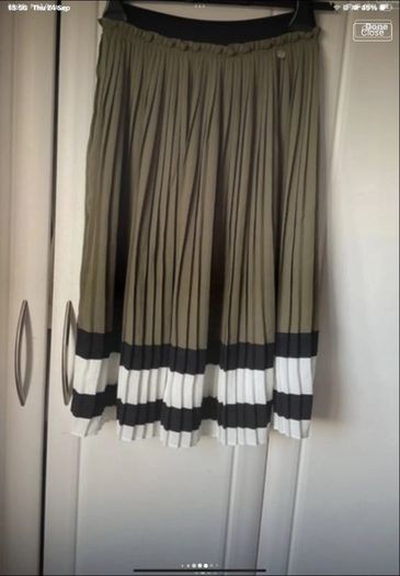 skirt Bnwt relish khaki fine pleat elastic waistband skirt size small