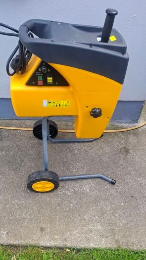wood chipper