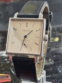 Nomos Tetra Large