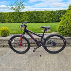 Girls 24" bicycle (Halfords)