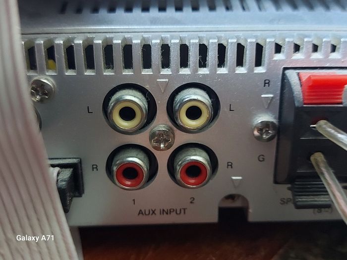 HITACHI Tuner-CD Player, Model AX-M66, including 2 Hitachi speakers, Antennae, Dual Auxillary, in very good condition