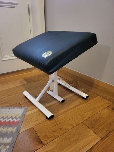 Beautelle Portable Reflexology Foot Stool & Case
