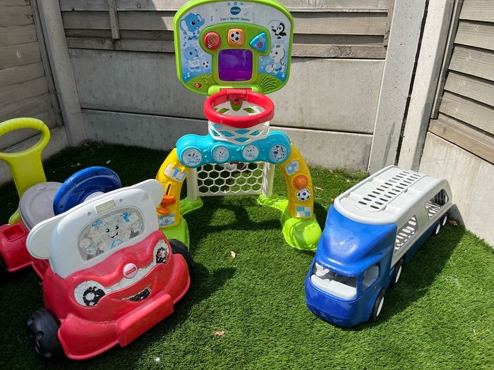 Garden toys