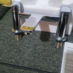 Bathroom chrome sonas taps New in boxes with fittings,