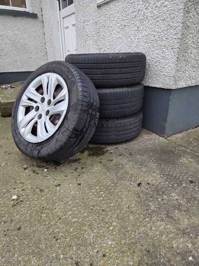 i40 (x4) Hyundai car wheels and tyres