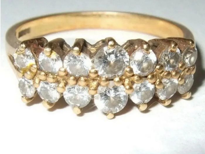 Vintage 18ct Gold & Diamond Ring