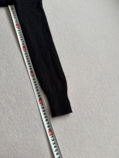From Future black cashmere jumper size M